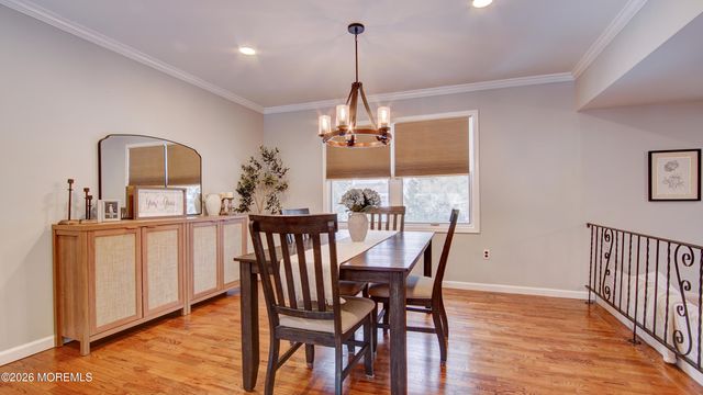 31 Wolfpack Road, Hamilton, NJ 08619