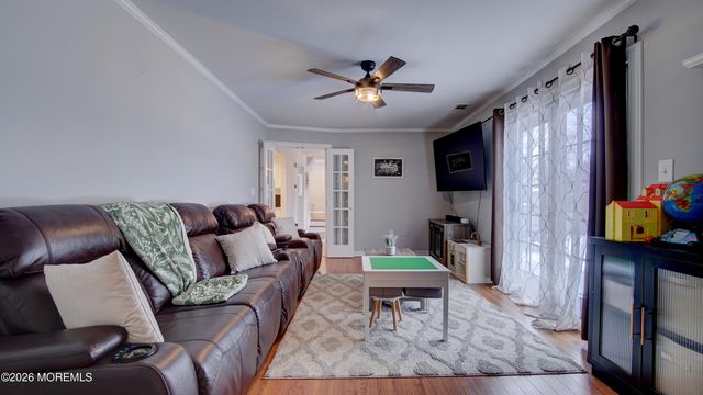 31 Wolfpack Road, Hamilton, NJ 08619