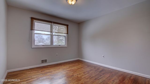 31 Wolfpack Road, Hamilton, NJ 08619