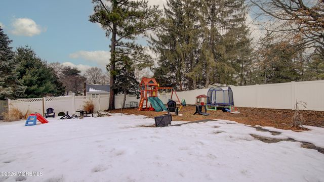 31 Wolfpack Road, Hamilton, NJ 08619