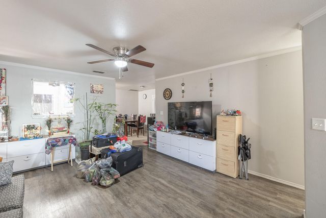 304 N Brentwood Avenue, Lubbock, TX 79416