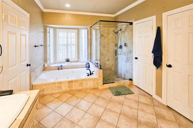5007 Cambridge Street, Sugar Land, TX 77479