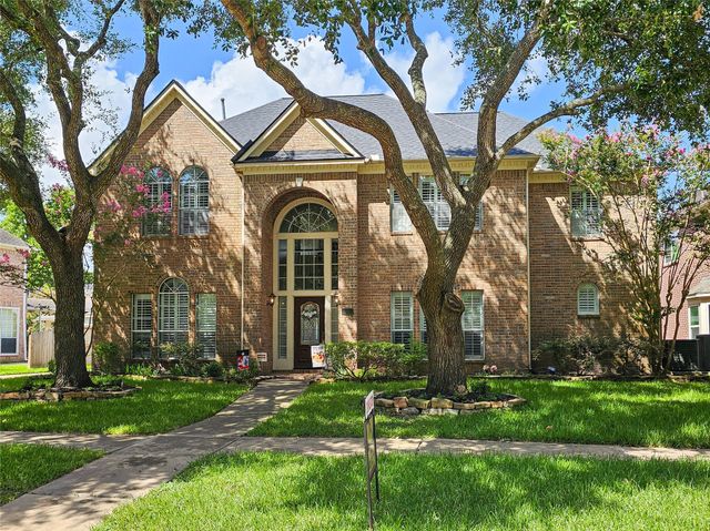 5007 Cambridge Street, Sugar Land, TX 77479