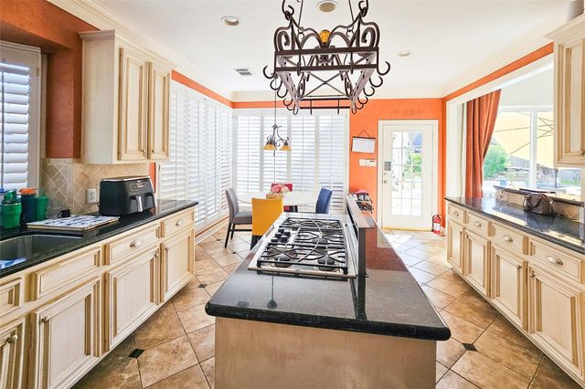 5007 Cambridge Street, Sugar Land, TX 77479