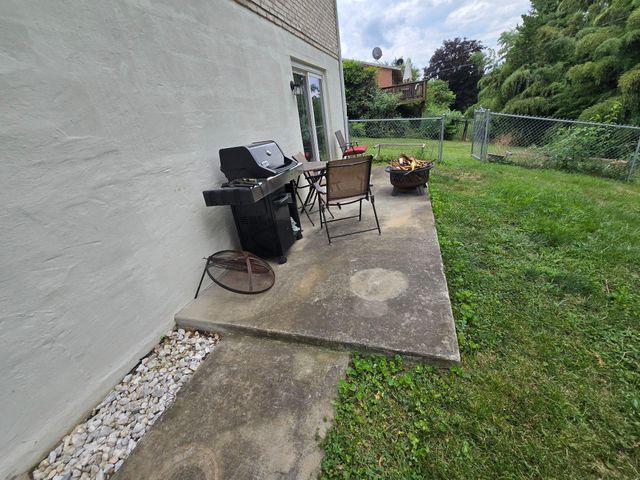 13822 NORTHCREST RD, Hagerstown, MD 21742