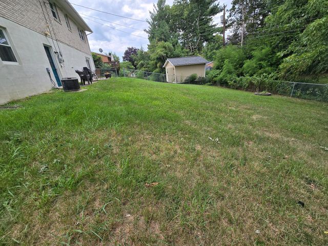 13822 NORTHCREST RD, Hagerstown, MD 21742