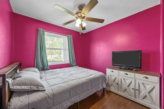 179 Lenora Drive NW, Cedar Rapids, IA 52405