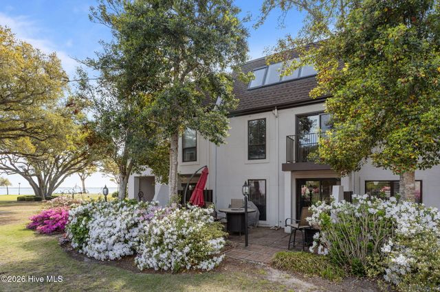 142 Corncake Circle, Morehead City, NC 28557