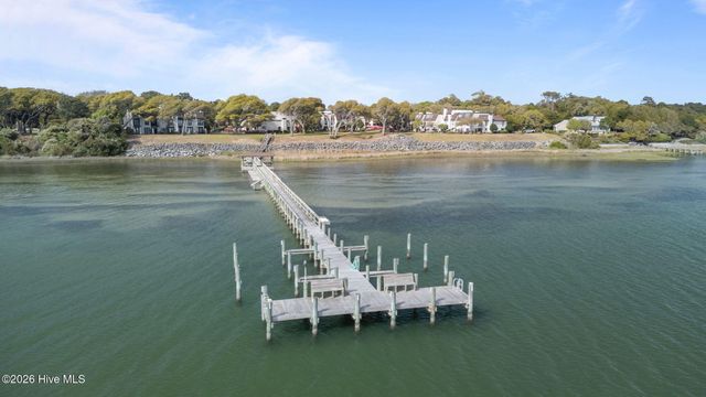 142 Corncake Circle, Morehead City, NC 28557