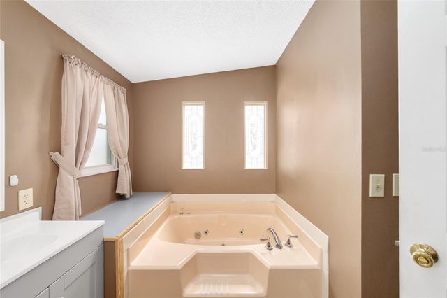 1717 LILLY LANE, The Villages, FL 32159