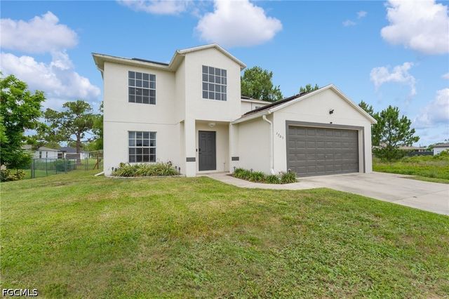 3705 27th ST SW, Lehigh Acres, FL 33976
