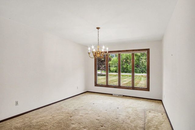 2222 Hayes Street NW, Marne, MI 49435