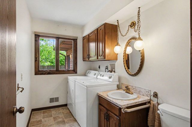 2222 Hayes Street NW, Marne, MI 49435