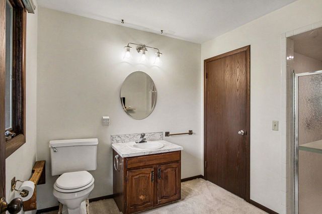 2222 Hayes Street NW, Marne, MI 49435