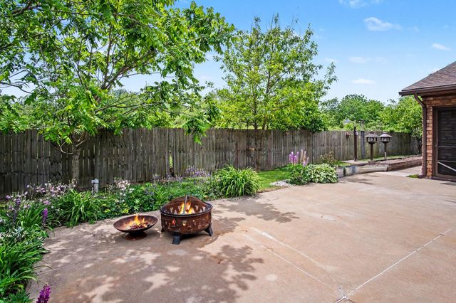 2222 Hayes Street NW, Marne, MI 49435