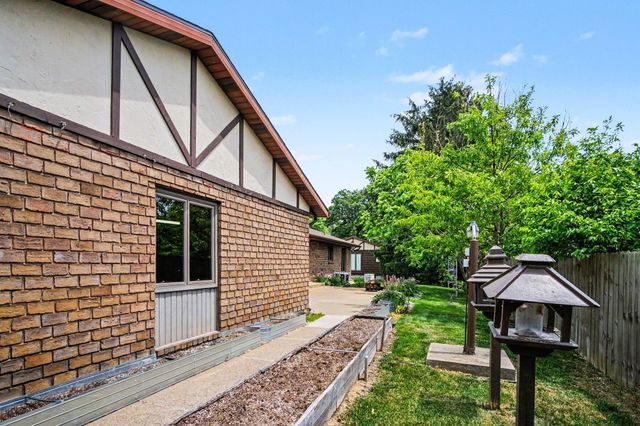 2222 Hayes Street NW, Marne, MI 49435