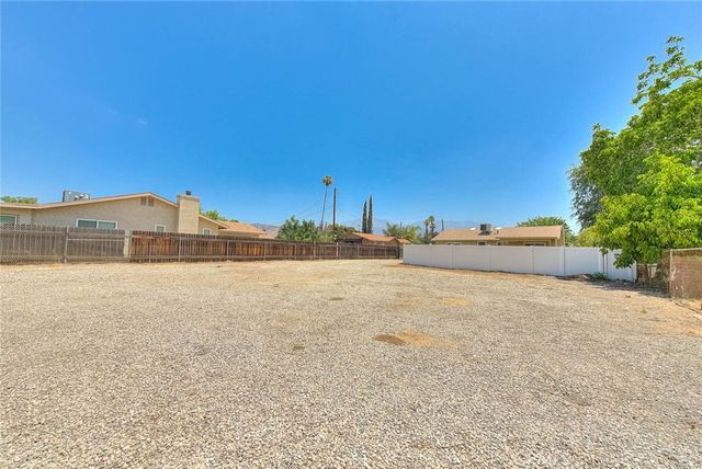12842 14th Street, Yucaipa, CA 92399
