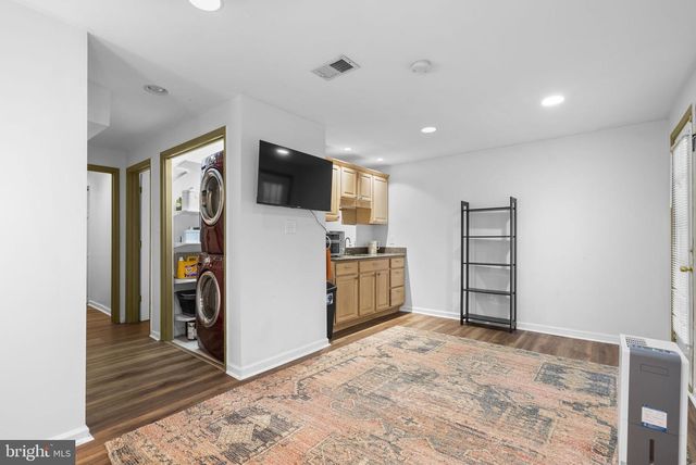 18745 MARTINS LANDING DR, Germantown, MD 20874