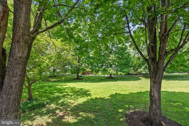 18745 MARTINS LANDING DR, Germantown, MD 20874