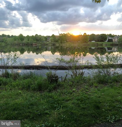 18745 MARTINS LANDING DR, Germantown, MD 20874