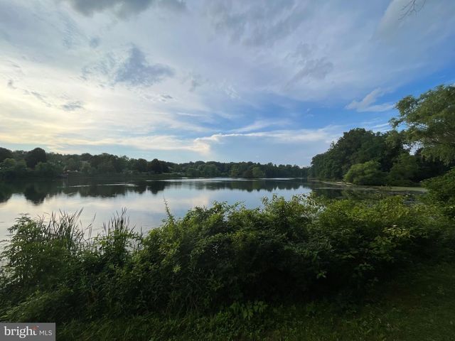 18745 MARTINS LANDING DR, Germantown, MD 20874