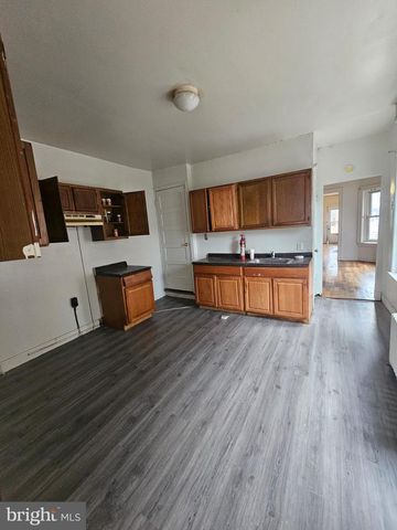 263 HIGHLAND AVE, Trenton, NJ 08618