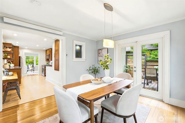 4755 39th Avenue S, Seattle, WA 98118