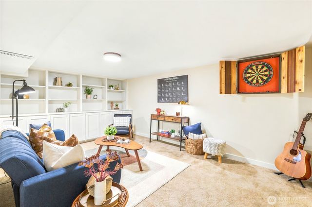 4755 39th Avenue S, Seattle, WA 98118