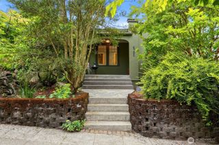4755 39th Avenue S, Seattle, WA 98118