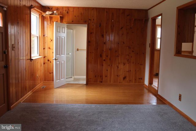 216 GEORGETOWN RD, Glassboro, NJ 08028