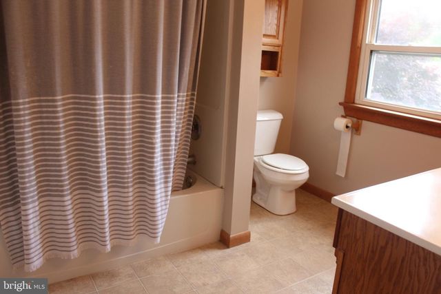 216 GEORGETOWN RD, Glassboro, NJ 08028