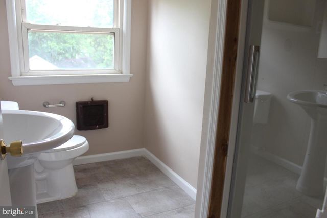 216 GEORGETOWN RD, Glassboro, NJ 08028