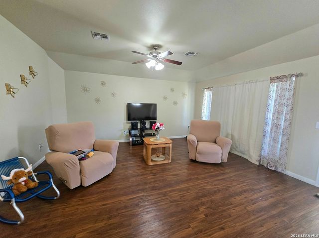 1614 Calvin Loop, New Braunfels, TX 78130