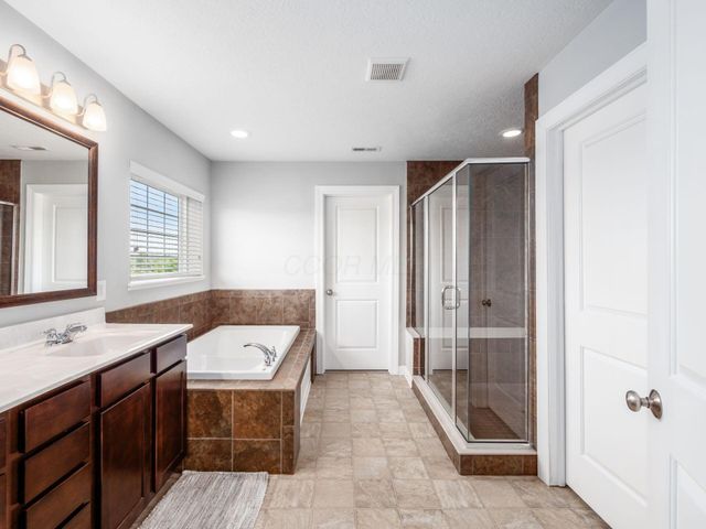 7210 Beachwood Way, Plain City, OH 43064