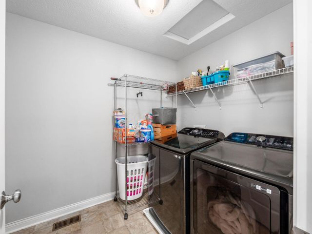 7210 Beachwood Way, Plain City, OH 43064