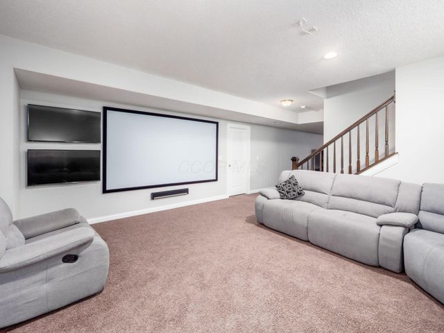 7210 Beachwood Way, Plain City, OH 43064