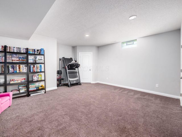 7210 Beachwood Way, Plain City, OH 43064