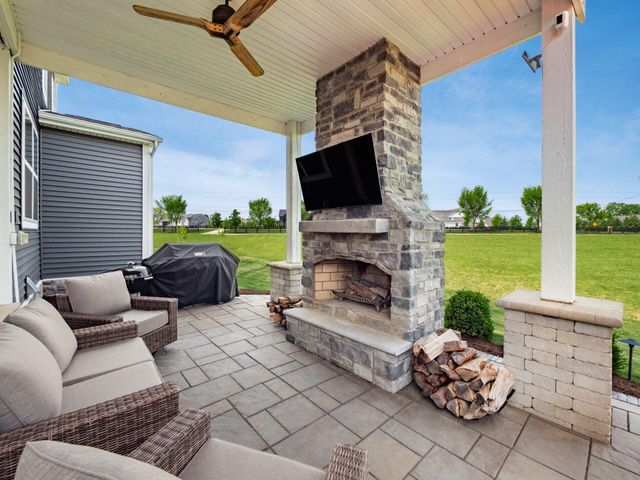 7210 Beachwood Way, Plain City, OH 43064