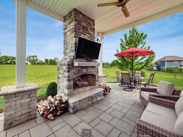 7210 Beachwood Way, Plain City, OH 43064