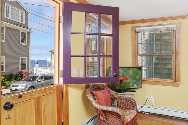 42 Main St A, Rockport, MA 01966