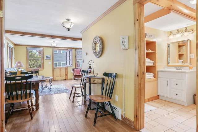 42 Main St A, Rockport, MA 01966