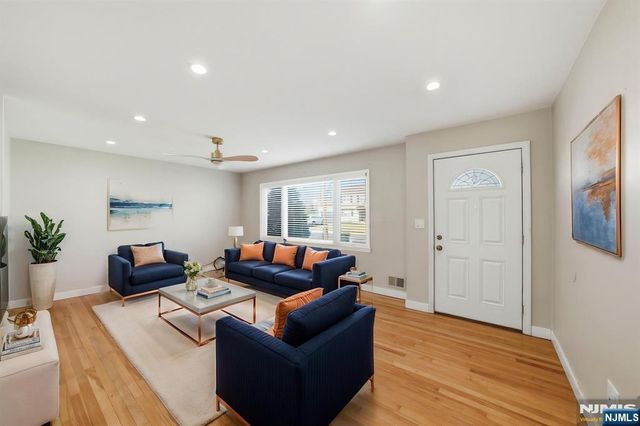 14 Andover Road, Old Bridge, NJ 08857