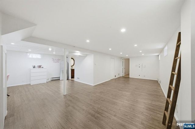 14 Andover Road, Old Bridge, NJ 08857