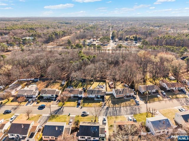 14 Andover Road, Old Bridge, NJ 08857