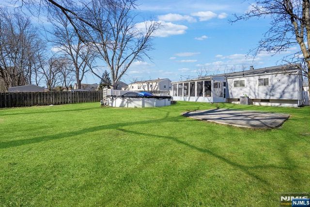 14 Andover Road, Old Bridge, NJ 08857