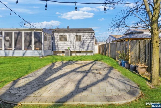 14 Andover Road, Old Bridge, NJ 08857