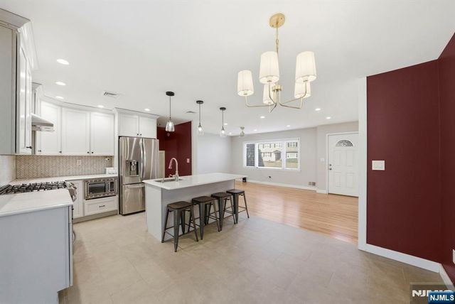 14 Andover Road, Old Bridge, NJ 08857