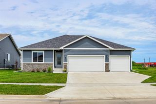 1004 Westridge Street SW, Bondurant, IA 50035