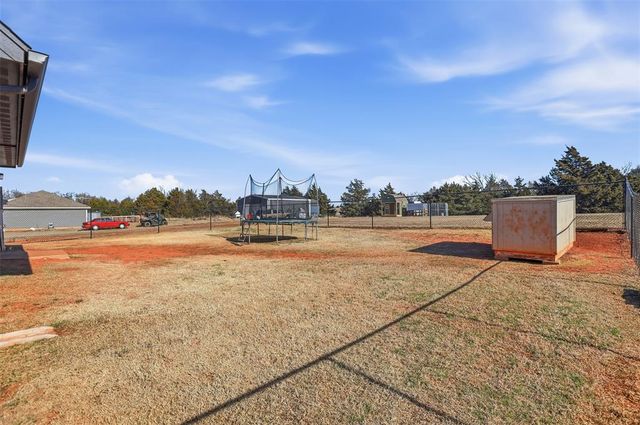 6100 N Anderson Road, Guthrie, OK 73044