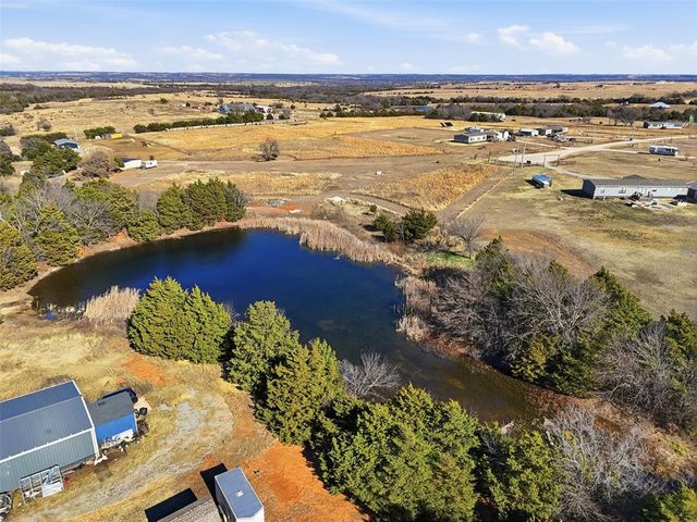 6100 N Anderson Road, Guthrie, OK 73044